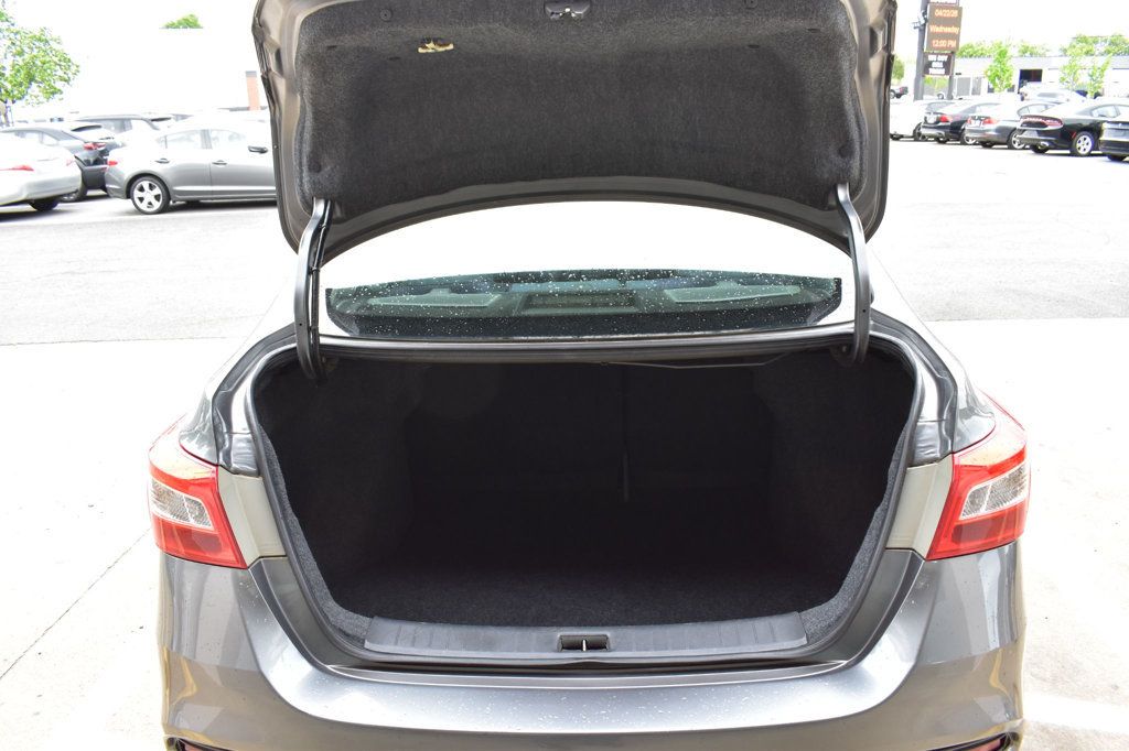 2019 Nissan Sentra SV CVT - 23016961 - 41