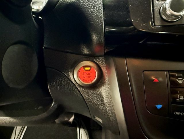 2019 Nissan Sentra SV CVT - 22933966 - 14