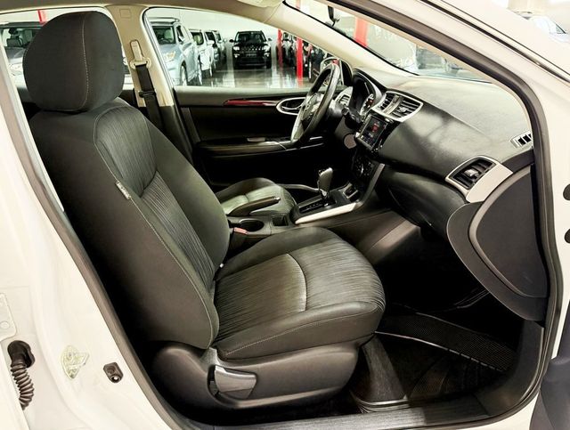 2019 Nissan Sentra SV CVT - 22933966 - 31