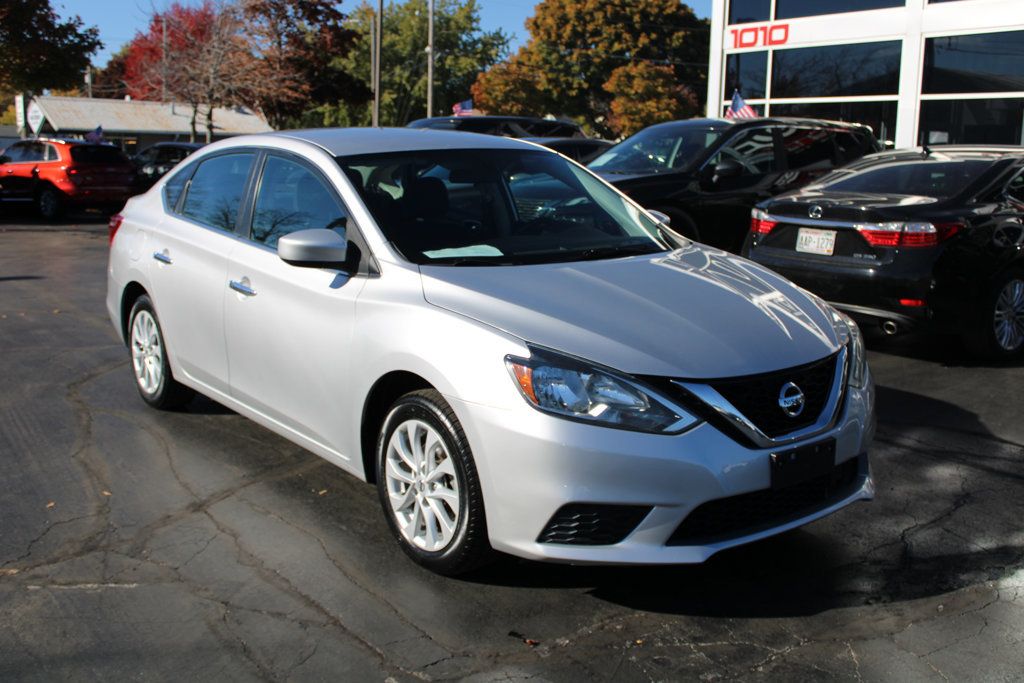 2019 Nissan Sentra SV photo 2