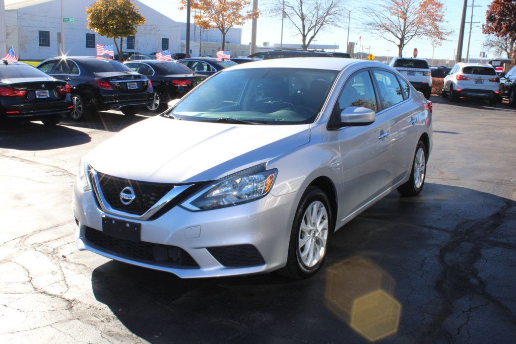 2019 Nissan Sentra SV photo 4