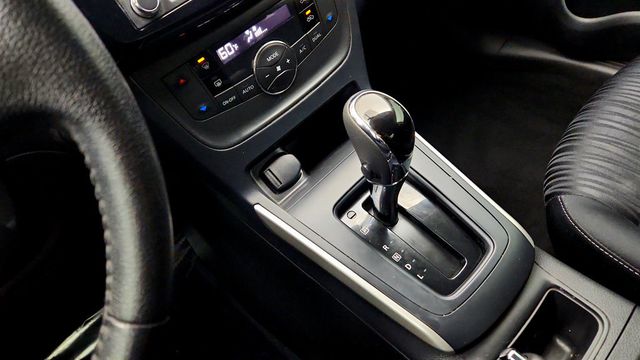 2019 Nissan Sentra SV CVT *Ltd Avail* w/ Apple CarPlay & Intelligent Cruise Control - 22998943 - 15