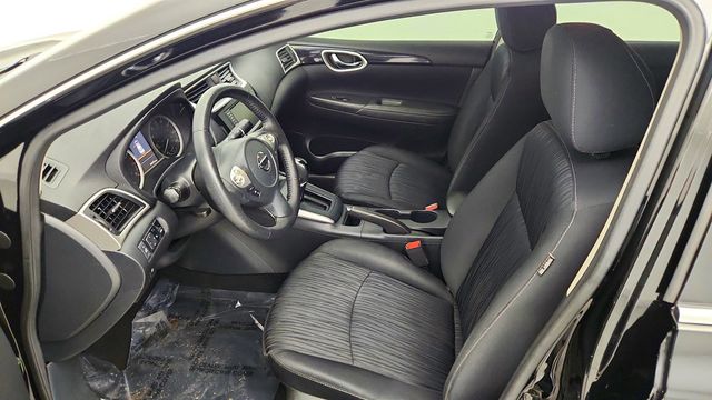 2019 Nissan Sentra SV CVT *Ltd Avail* w/ Apple CarPlay & Intelligent Cruise Control - 22998943 - 18