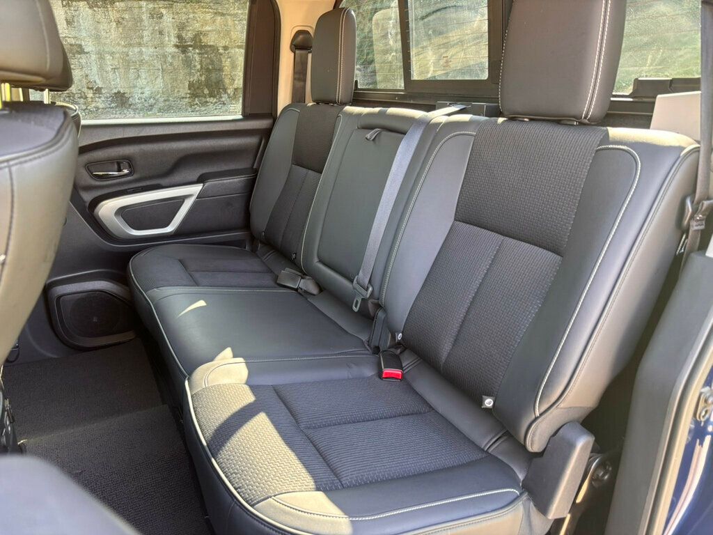 2019 Nissan Titan 2019 Nissan Titan PRO-4X - 23062387 - 16