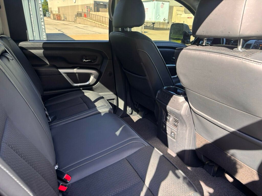 2019 Nissan Titan 2019 Nissan Titan PRO-4X - 23062387 - 18
