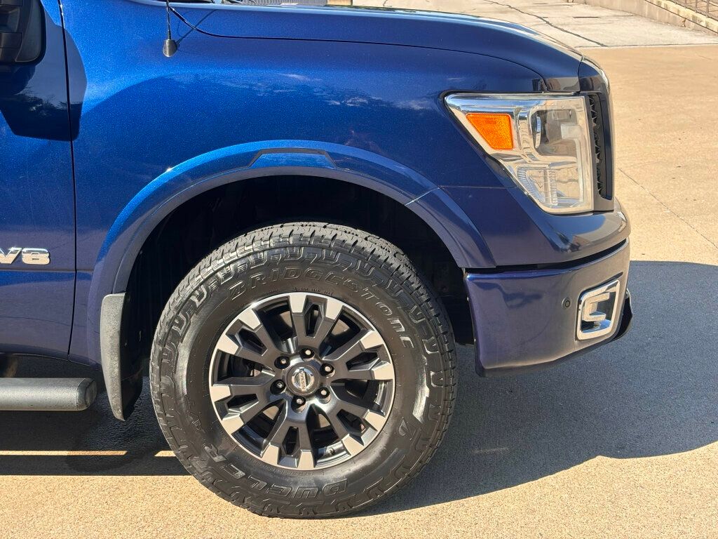 2019 Nissan Titan 2019 Nissan Titan PRO-4X - 23062387 - 33