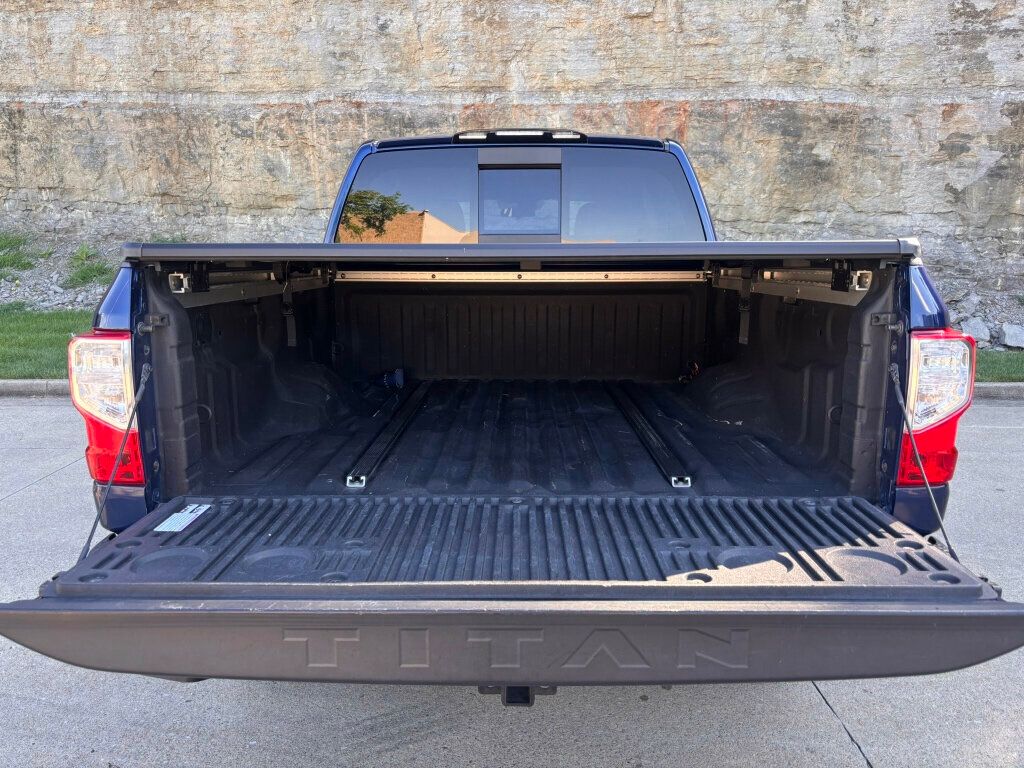 2019 Nissan Titan 2019 Nissan Titan PRO-4X - 23062387 - 37