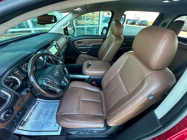 2019 Nissan Titan 4x4 Crew Cab Platinum Reserve - 22943145 - 9