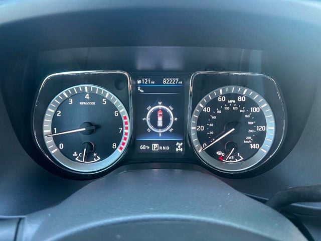 2019 Nissan Titan 4x4 Crew Cab Platinum Reserve - 22943145 - 32