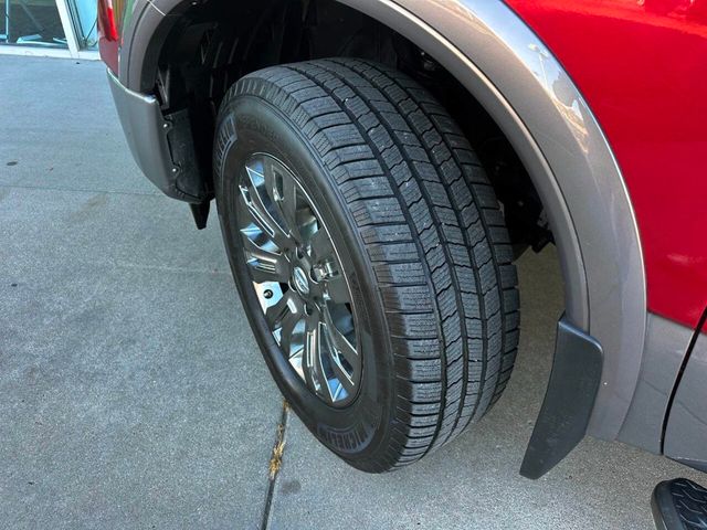 2019 Nissan Titan 4x4 Crew Cab Platinum Reserve - 22943145 - 49