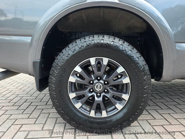 2019 Nissan Titan 4x4 Crew Cab PRO-4X - 23042554 - 11