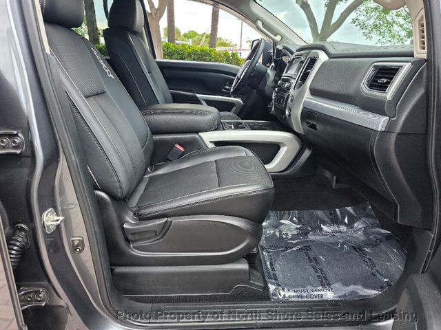 2019 Nissan Titan 4x4 Crew Cab PRO-4X - 23042554 - 31