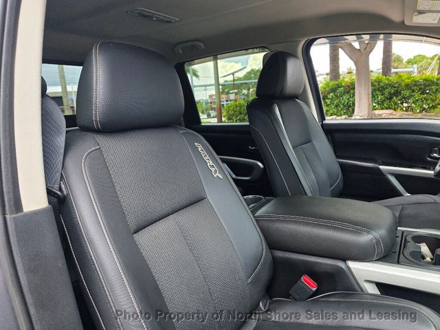 2019 Nissan Titan 4x4 Crew Cab PRO-4X - 23042554 - 32