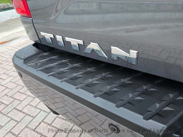 2019 Nissan Titan 4x4 Crew Cab PRO-4X - 23042554 - 43
