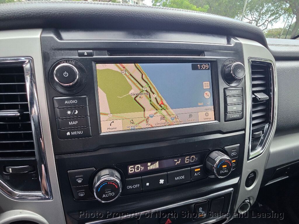 2019 Nissan Titan 4x4 Crew Cab PRO-4X - 23042554 - 50