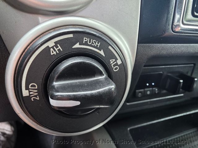 2019 Nissan Titan 4x4 Crew Cab PRO-4X - 23042554 - 52