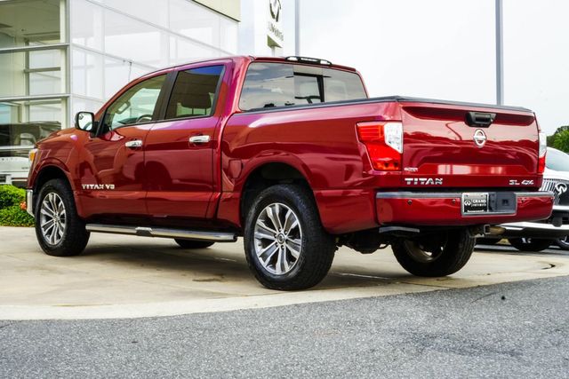 2019 Nissan Titan 4x4 Crew Cab SL - 23027582 - 9