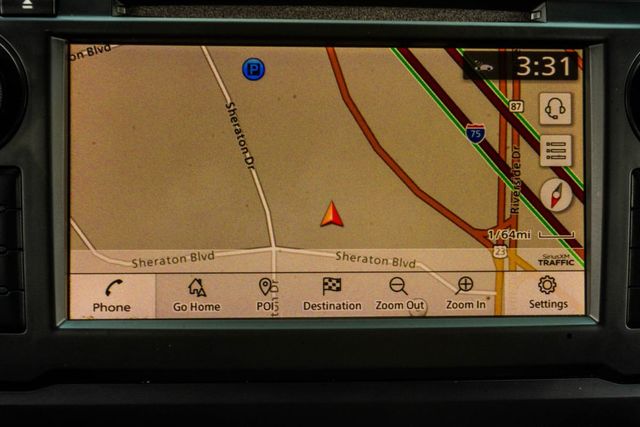 2019 Nissan Titan 4x4 Crew Cab SL - 23027582 - 24