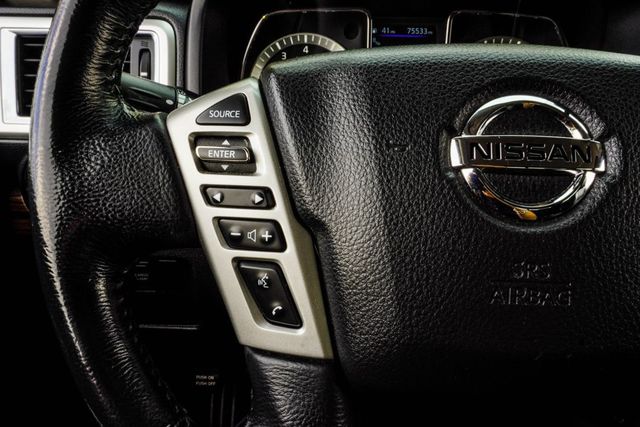 2019 Nissan Titan 4x4 Crew Cab SL - 23027582 - 27