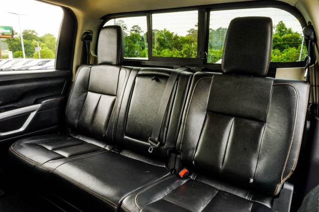 2019 Nissan Titan 4x4 Crew Cab SL - 23027582 - 35