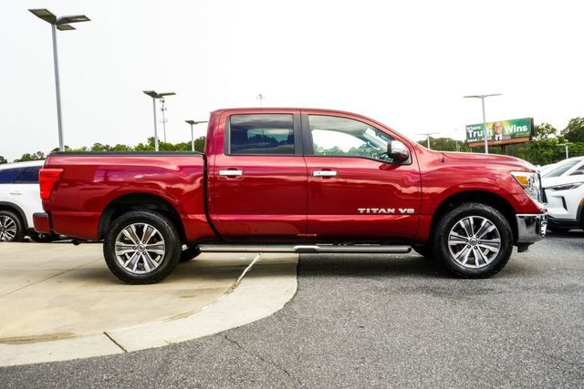 2019 Nissan Titan 4x4 Crew Cab SL - 23027582 - 5