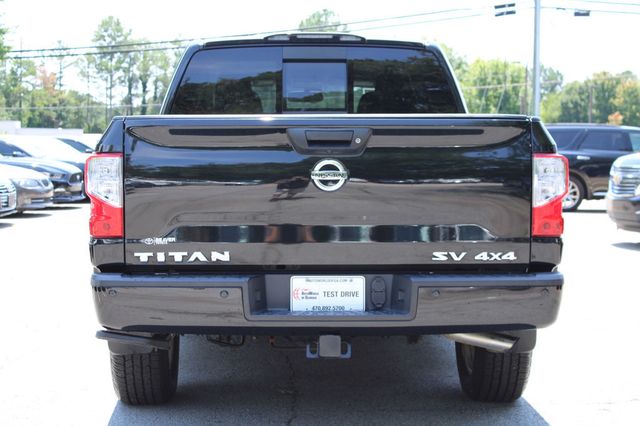 2019 Nissan Titan 4x4 Crew Cab SV - 23068947 - 6