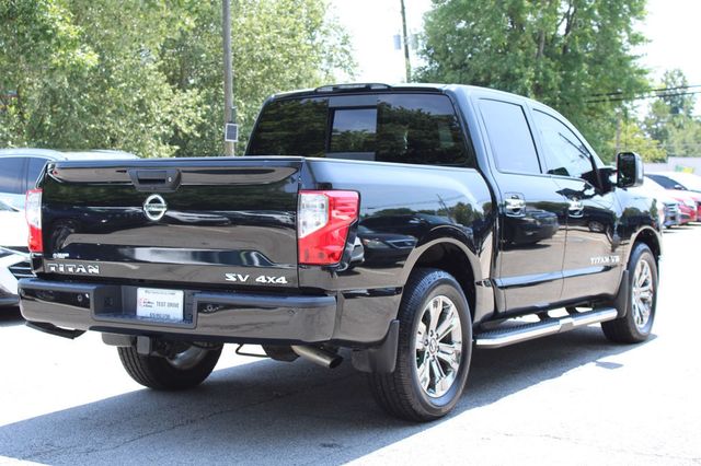 2019 Nissan Titan 4x4 Crew Cab SV - 23068947 - 7