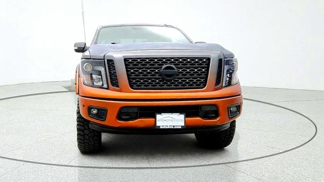 2019 Nissan Titan 4x4 Crew Cab SV - 23097873 - 1