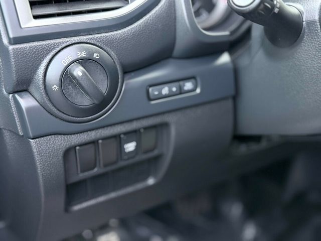 2019 Nissan Titan CLEAN TITLE **WE FINANCE**  - 22963420 - 14