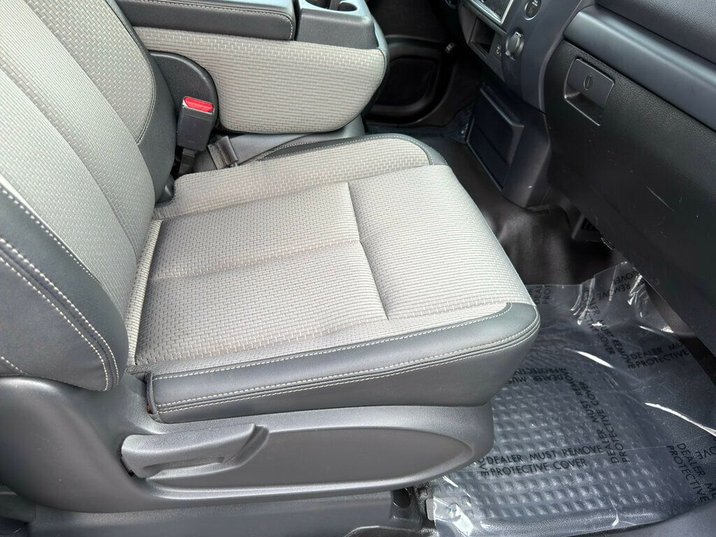 2019 Nissan Titan CLEAN TITLE **WE FINANCE**  - 22963420 - 22