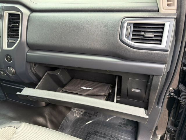 2019 Nissan Titan CLEAN TITLE **WE FINANCE**  - 22963420 - 23