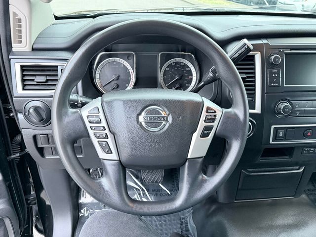 2019 Nissan Titan CLEAN TITLE **WE FINANCE**  - 22963420 - 27