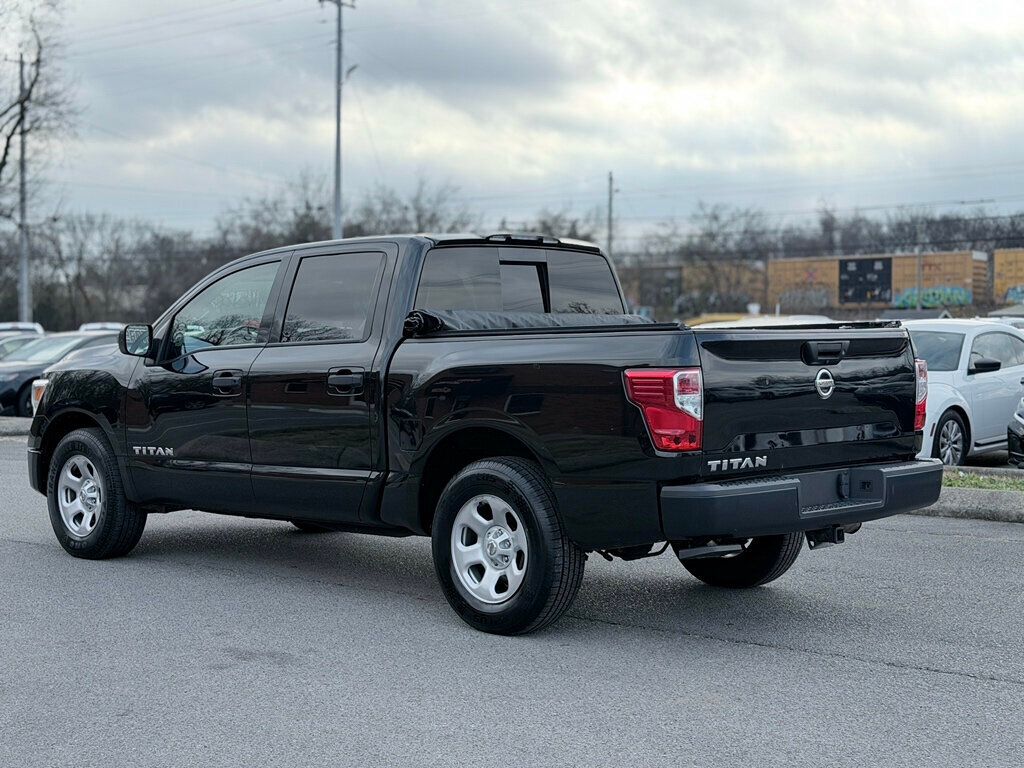 2019 Nissan Titan CLEAN TITLE **WE FINANCE**  - 22963420 - 2
