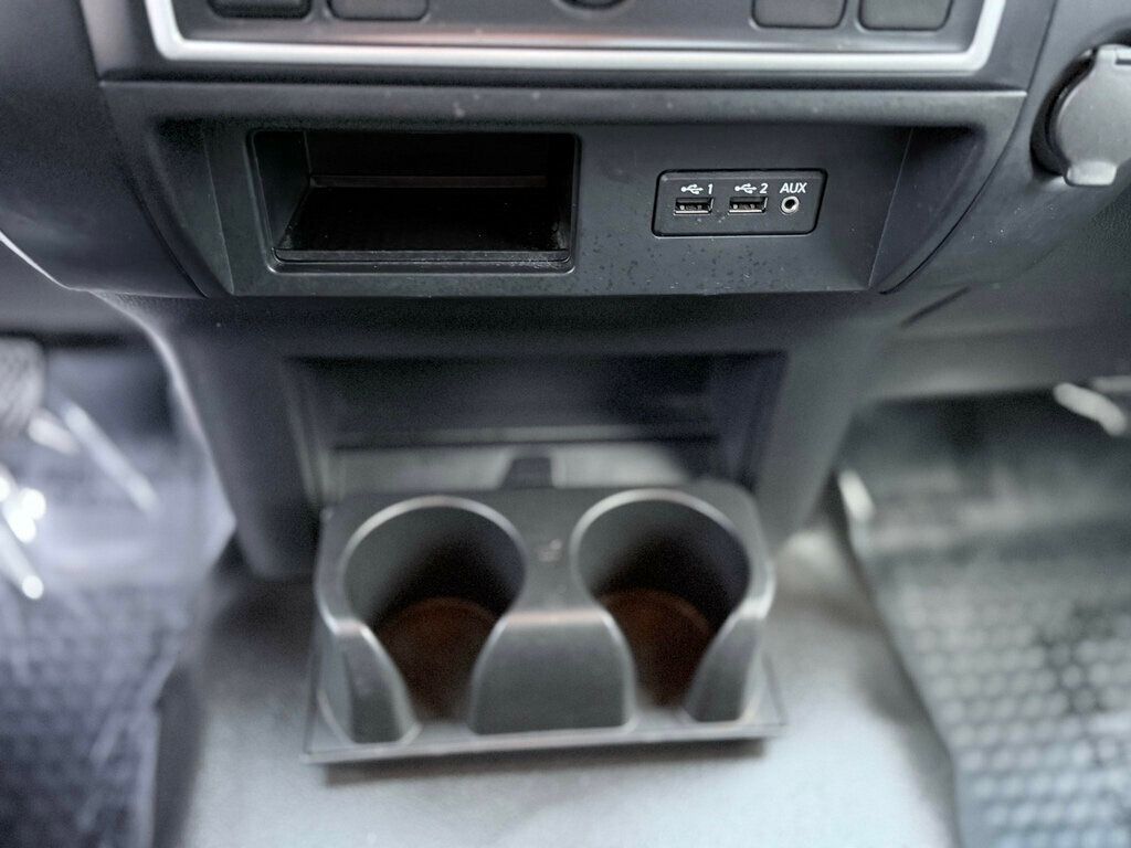 2019 Nissan Titan CLEAN TITLE **WE FINANCE**  - 22963420 - 29