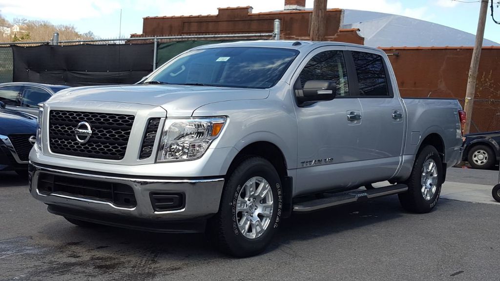 2019 Nissan Titan SV 4x2 Crew Cab - 18811012 | Video 1