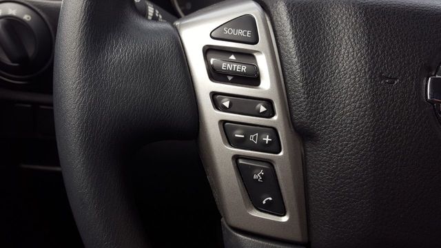 2019 Nissan Titan SV 4x2 Crew Cab - 18811012 - 15