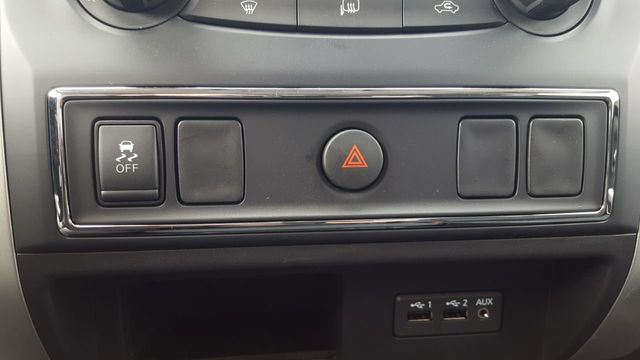 2019 Nissan Titan SV 4x2 Crew Cab - 18811012 - 18