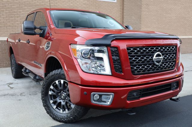 2019 Nissan Titan XD 4x4 Diesel Crew Cab PRO-4X - 22921488 - 7