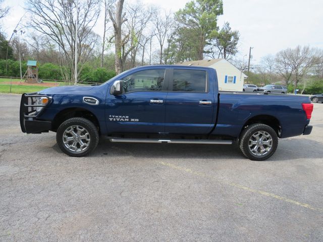2019 Nissan Titan XD 4x4 Gas Crew Cab SL - 22807321 - 0
