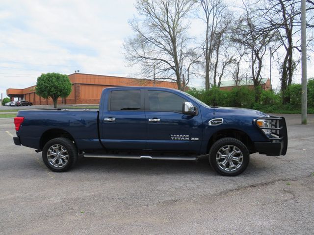 2019 Nissan Titan XD 4x4 Gas Crew Cab SL - 22807321 - 4