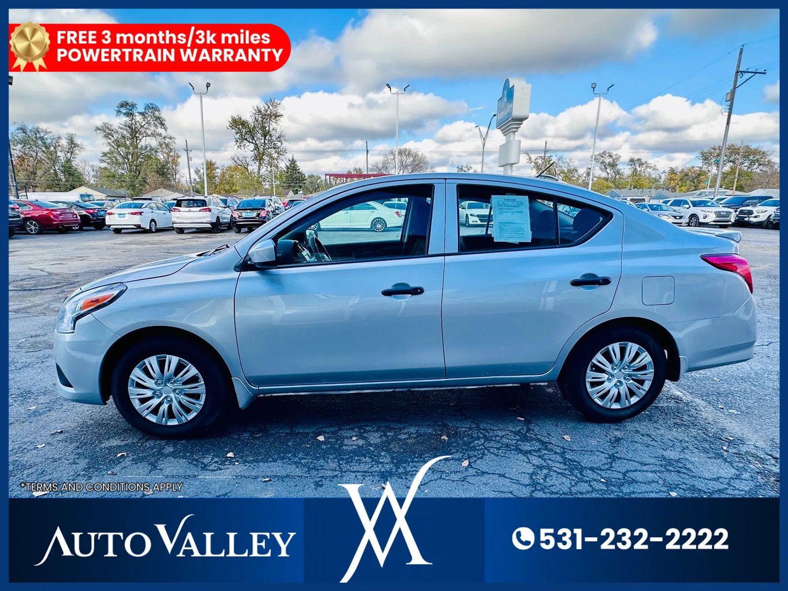 2019 Nissan Versa Plus Sedan photo 4