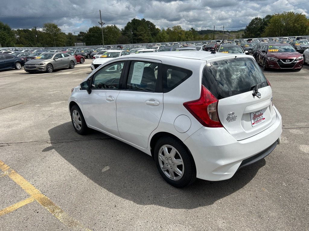 2019 Nissan Versa Note SV Sedan photo 5