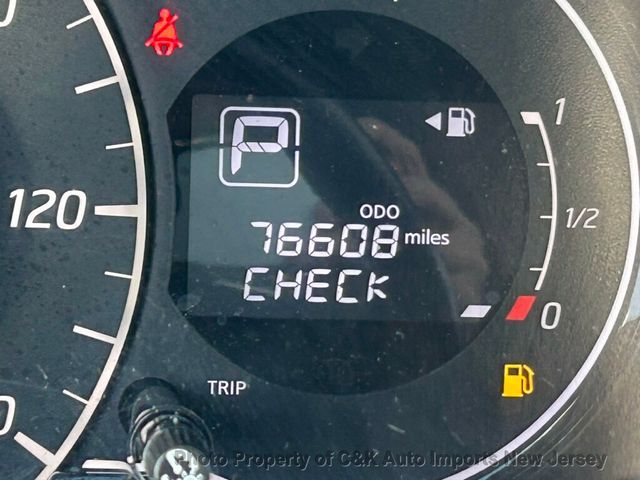 2019 Nissan Versa Note SV CVT - 22958127 - 17