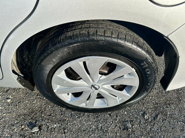 2019 Nissan Versa Note SV CVT - 22958127 - 21