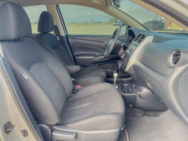 2019 Nissan Versa Sedan S - 22843389 - 15