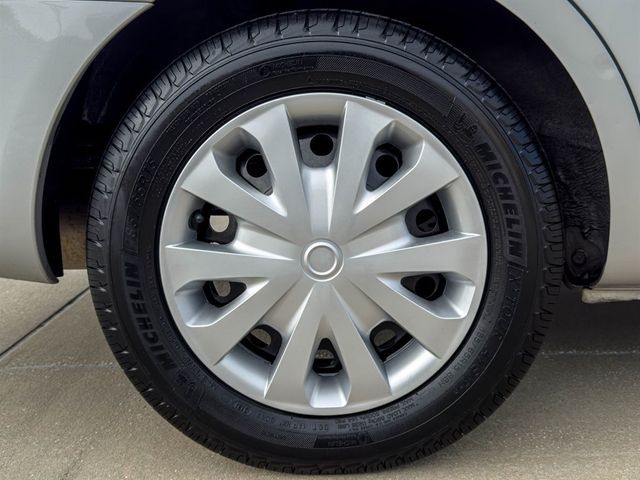 2019 Nissan Versa Sedan S - 22843389 - 22