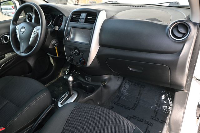 2019 Nissan Versa Sedan SV - 23002957 - 7