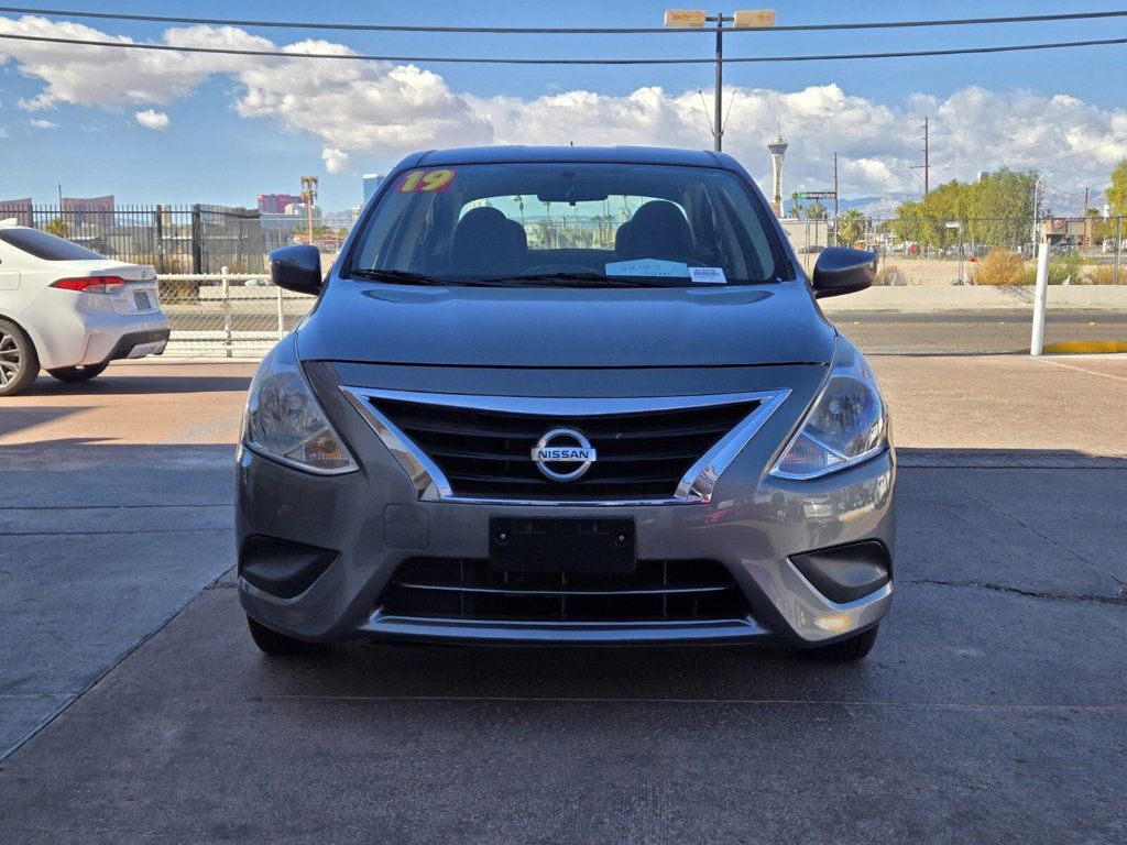 2019 Nissan Versa Sedan SV CVT - 22644213 - 4