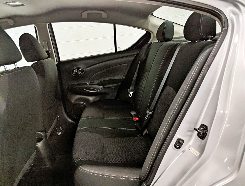 2019 Nissan Versa Sedan SV CVT - 22141578 - 25