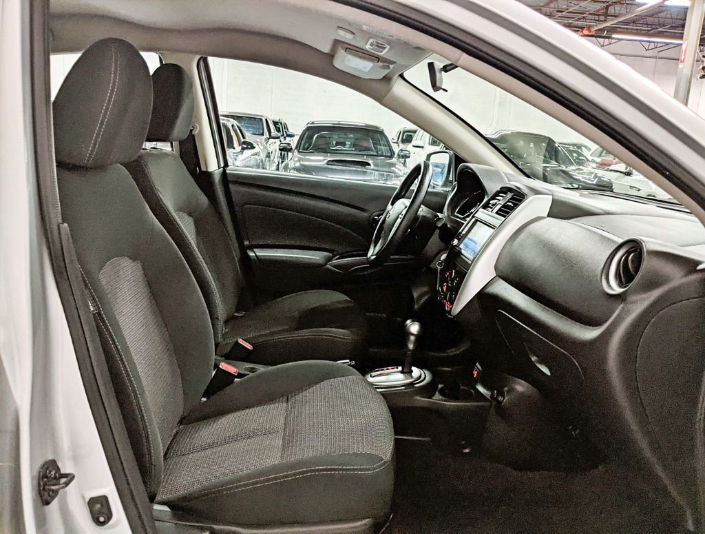 2019 Nissan Versa Sedan SV CVT - 22141578 - 34